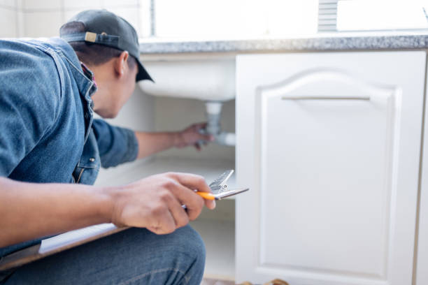 Best Water Leak Repair  in Lochmoor Waterway Estates, FL